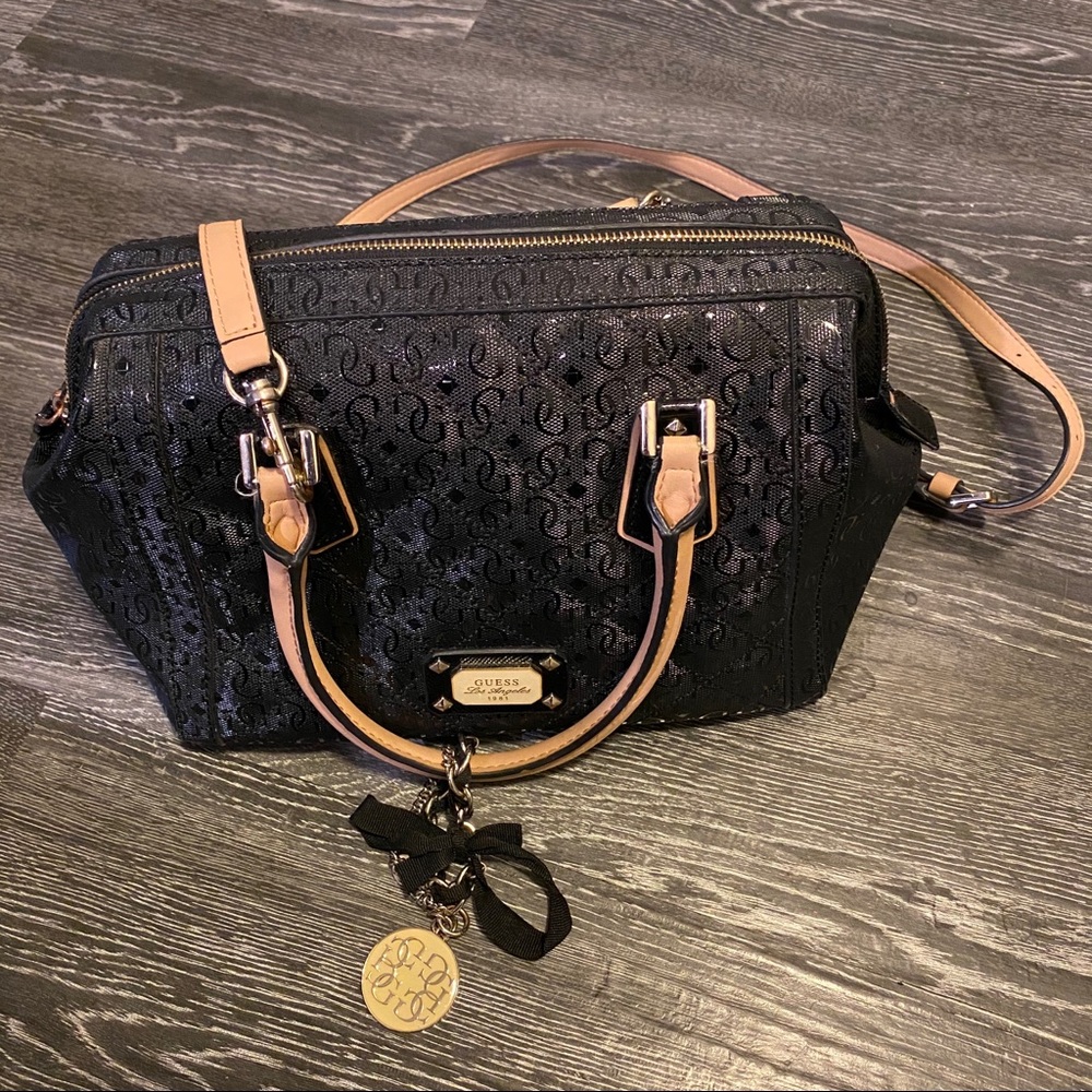 GUESS PURSE